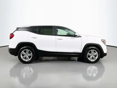 More photos of 2023 GMC Terrain SLE at Superior Motor Company, MD