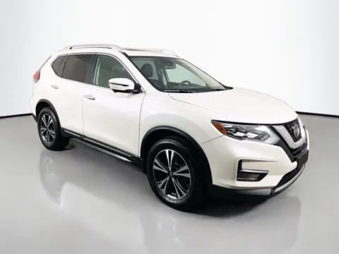 More photos of 2018 Nissan Rogue SL at Superior Motor Company, MD