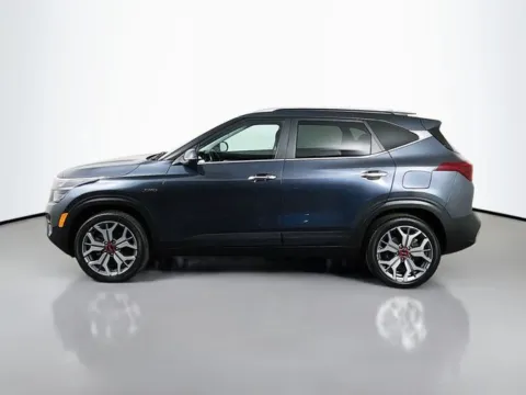 Photos of 2021 Kia Seltos SX for sale in Bel Air, MD at Superior Motor Company