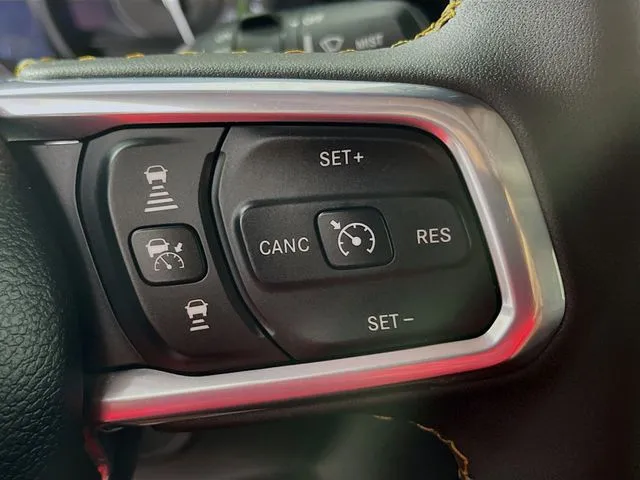 2024 Jeep Wrangler 4xe Sahara 4XE - Photo 11