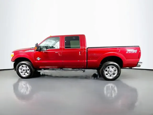 2016 Ford F-250 Lariat 4x4 Crew Cab 8' Box's photo