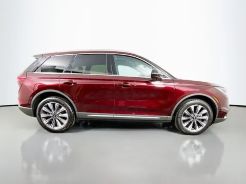 More photos of 2021 Lincoln Corsair Reserve at Superior Motor Company, MD