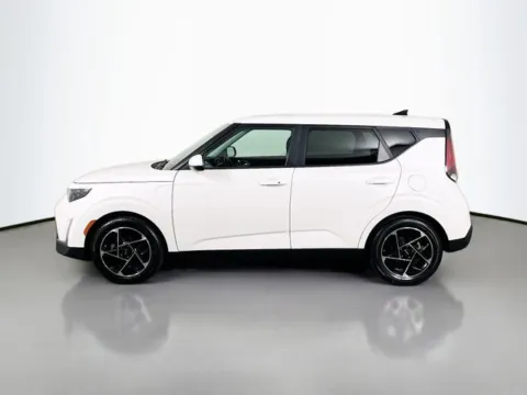 Photos of 2023 Kia Soul EX for sale in Bel Air, MD at Superior Motor Company