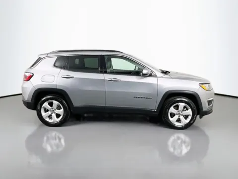 More photos of 2017 Jeep Compass Latitude at Superior Motor Company, MD