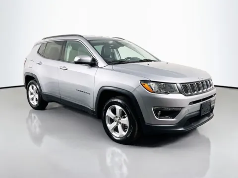 More photos of 2017 Jeep New Compass Latitude at Superior Motor Company, MD