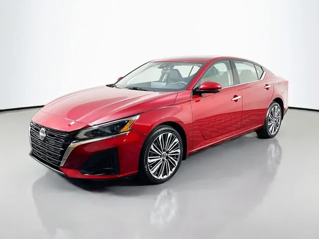 2023 Nissan Altima 2.5 SL AWD's photo