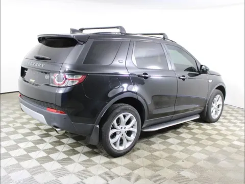 More photos of 2017 Land Rover Discovery Sport HSE at Superior Motor Company, MD