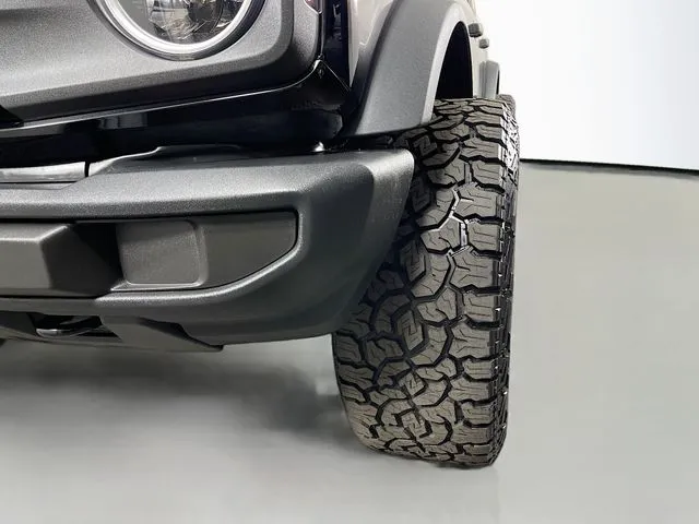 Ford Bronco photo 34