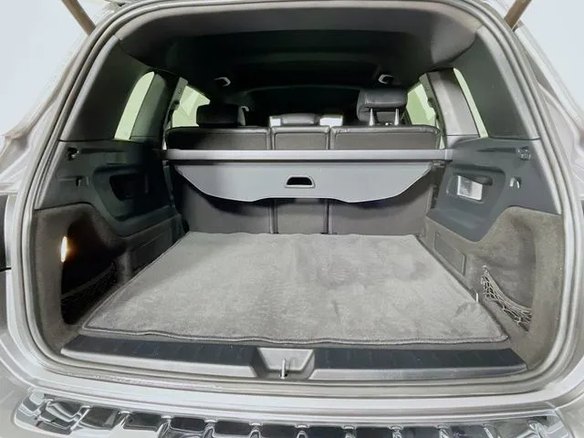 Mercedes-Benz GLB photo 30