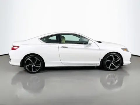 More photos of 2016 Honda Accord Touring at Superior Motor Company, MD