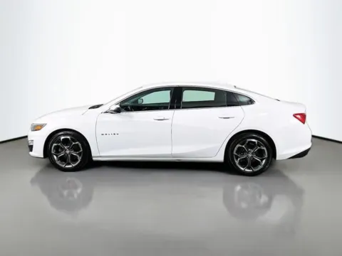 Photos of 2023 Chevrolet Malibu LT for sale in Bel Air, MD at Superior Motor Company