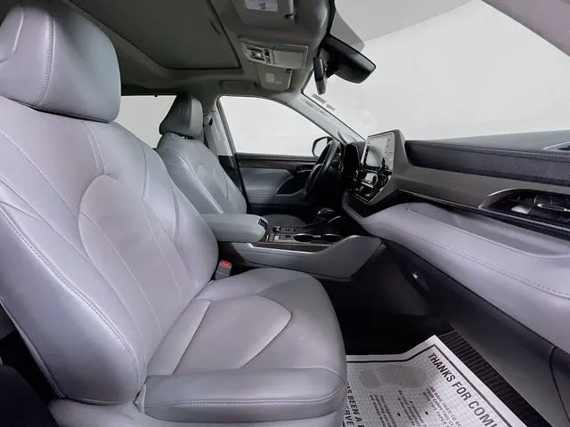 Toyota Highlander photo 17