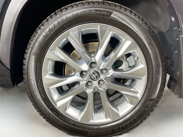 Toyota Highlander photo 33