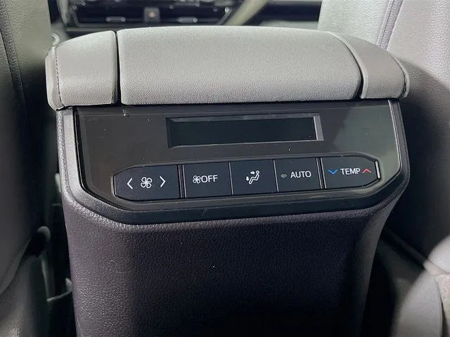 Toyota Highlander photo 30