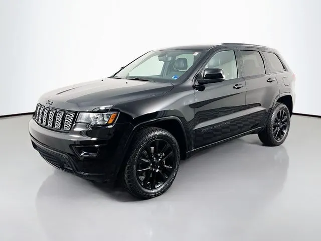 Black 2019 Jeep Grand Cherokee Altitude for sale in Bel Air, MD