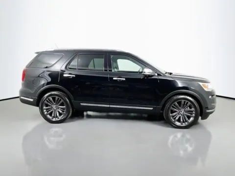 More photos of 2018 Ford Explorer Platinum at Superior Motor Company, MD