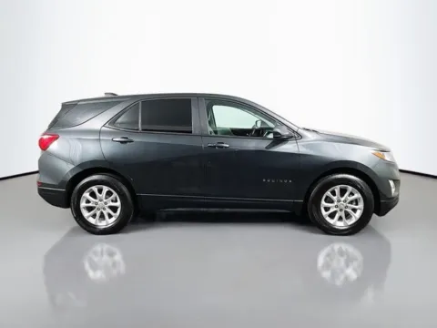 More photos of 2020 Chevrolet Equinox LS at Superior Motor Company, MD