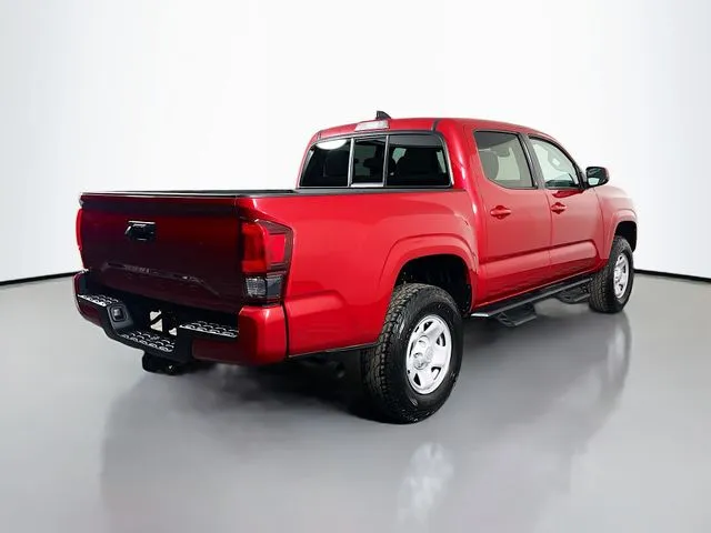 Toyota Tacoma photo 6