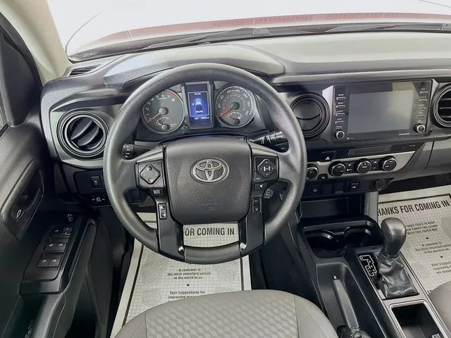 Toyota Tacoma photo 10