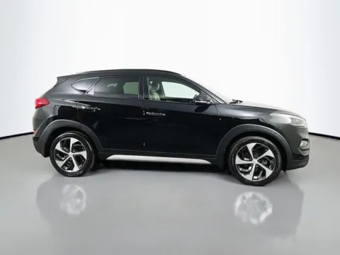 More photos of 2018 Hyundai Tucson Limited at Superior Motor Company, MD