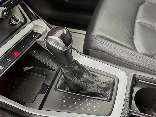 Audi Q3 photo 24