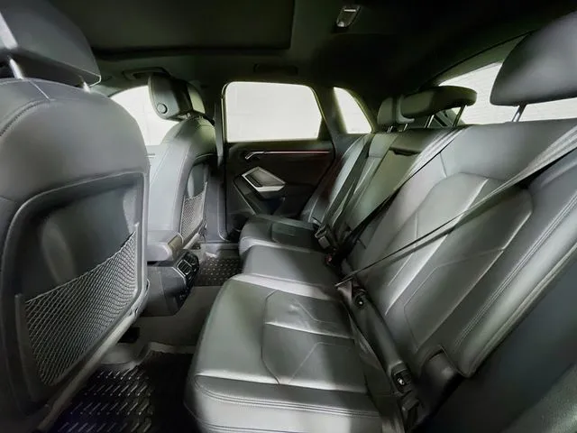 Audi Q3 photo 18