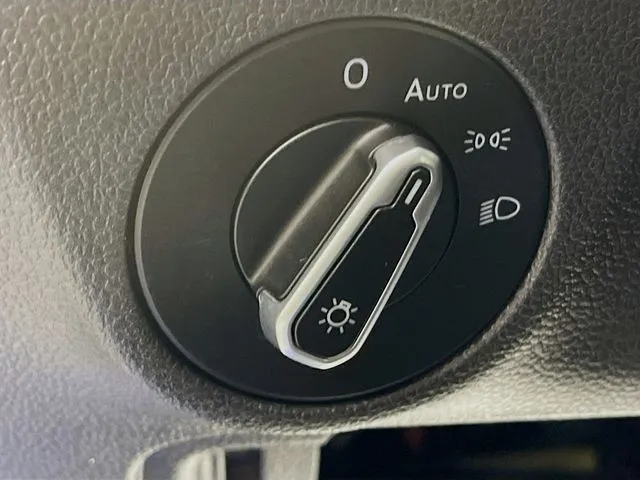 Volkswagen Jetta photo 26