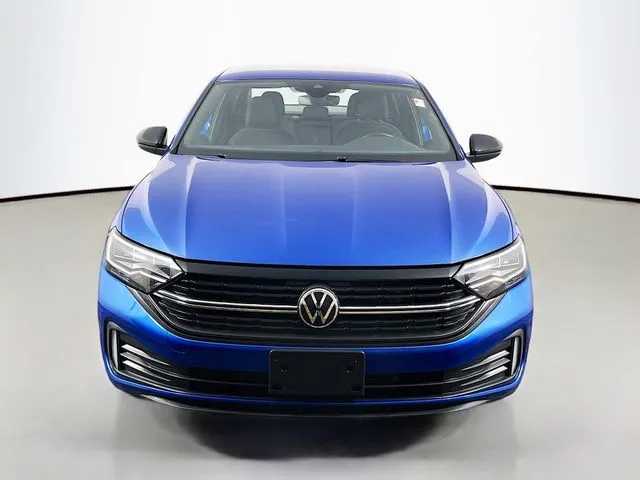 Volkswagen Jetta photo 7