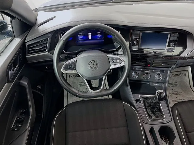 Volkswagen Jetta photo 10