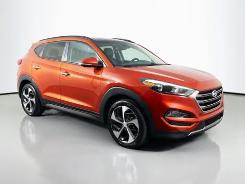 More photos of 2016 Hyundai Tucson Limited at Superior Motor Company, MD