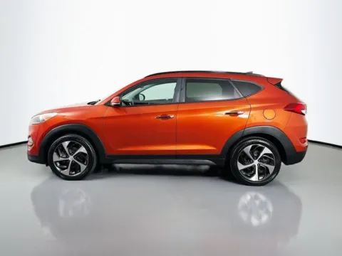 Photos of 2016 Hyundai Tucson Limited for sale in Bel Air, MD at Superior Motor Company
