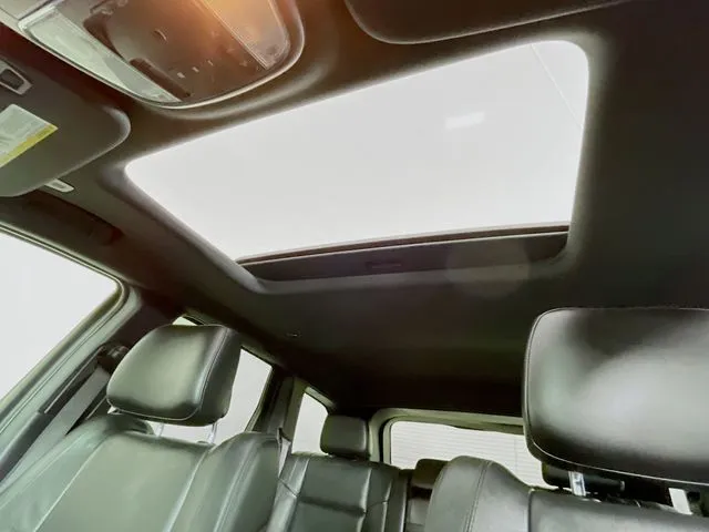 Jeep Grand Cherokee photo 27