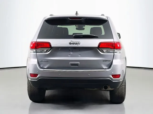 Jeep Grand Cherokee photo 8