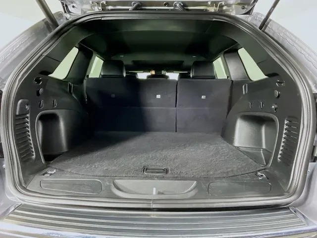 Jeep Grand Cherokee photo 30