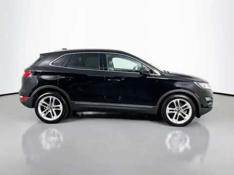 More photos of 2017 Lincoln MKC Reserve at Superior Motor Company, MD