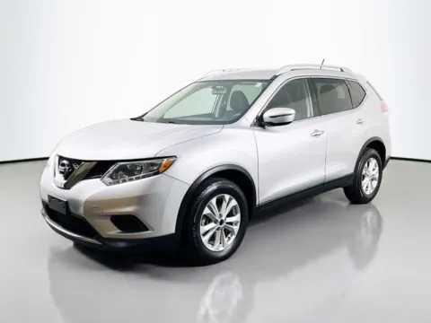 Silver 2016 Nissan Rogue SV for sale in Bel Air, MD