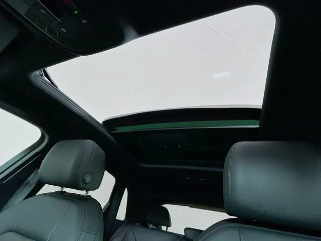 Audi Q3 photo 27