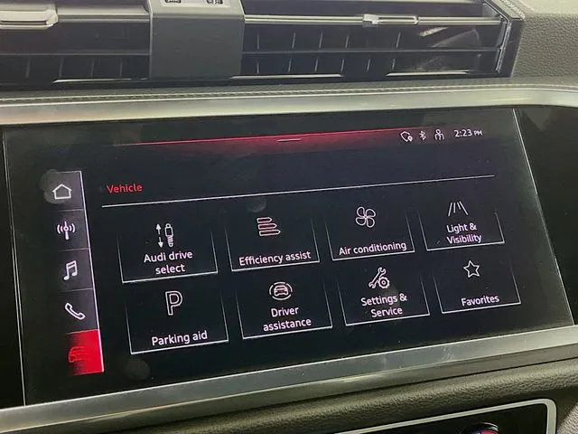Audi Q3 photo 20
