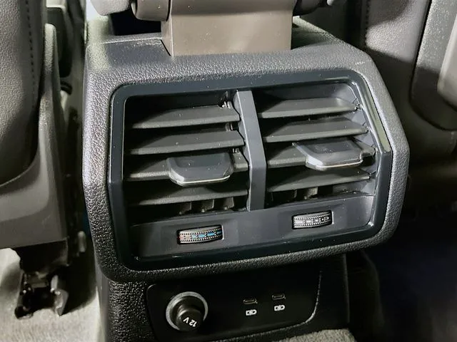 Audi Q3 photo 29
