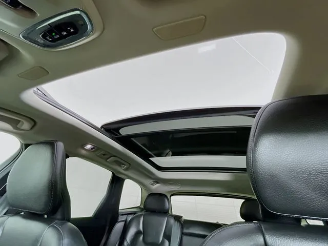 Volvo XC60 photo 27