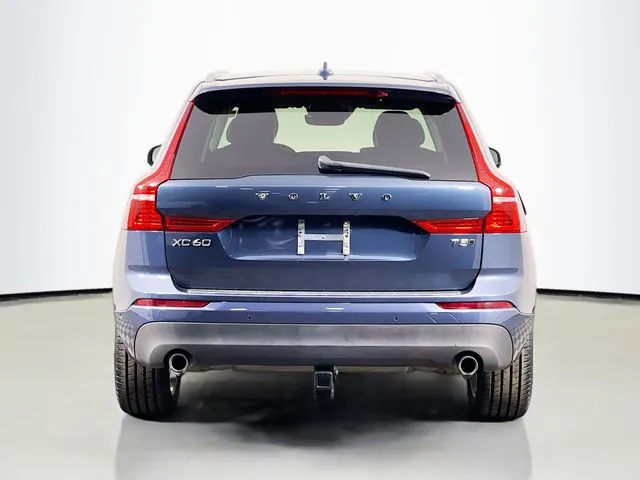 Volvo XC60 photo 8