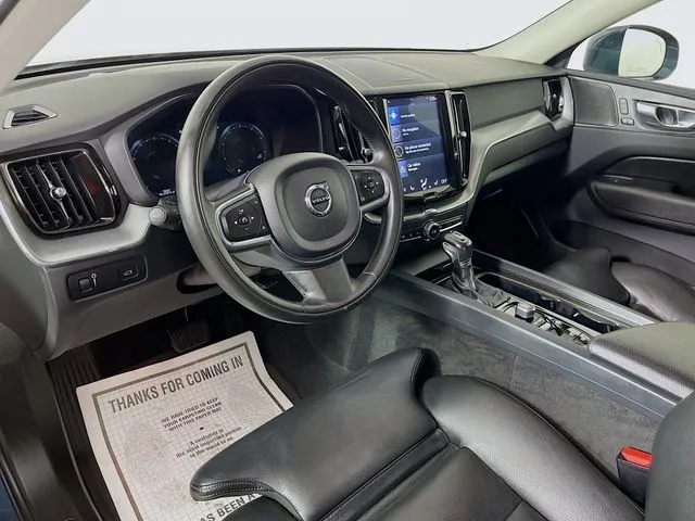 Volvo XC60 photo 9