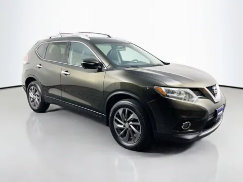 More photos of 2014 Nissan Rogue SL at Superior Motor Company, MD
