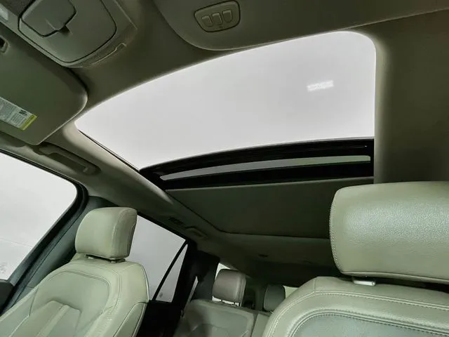 Ford Expedition photo 28