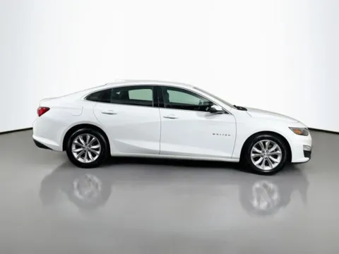 More photos of 2019 Chevrolet Malibu LT at Superior Motor Company, MD