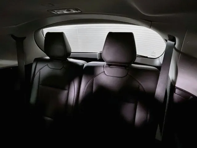 Acura MDX photo 20