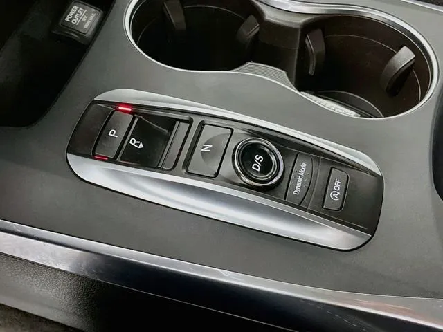 Acura MDX photo 25