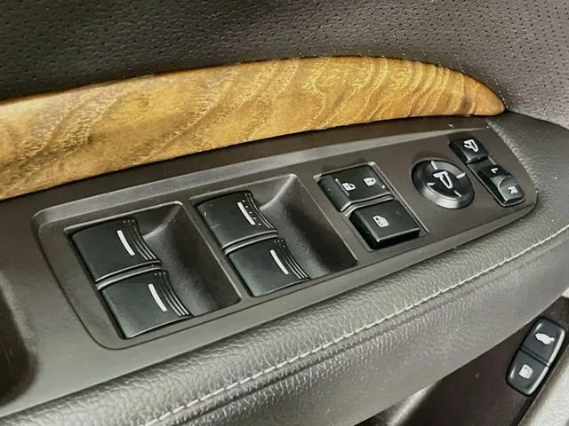 Acura MDX photo 29