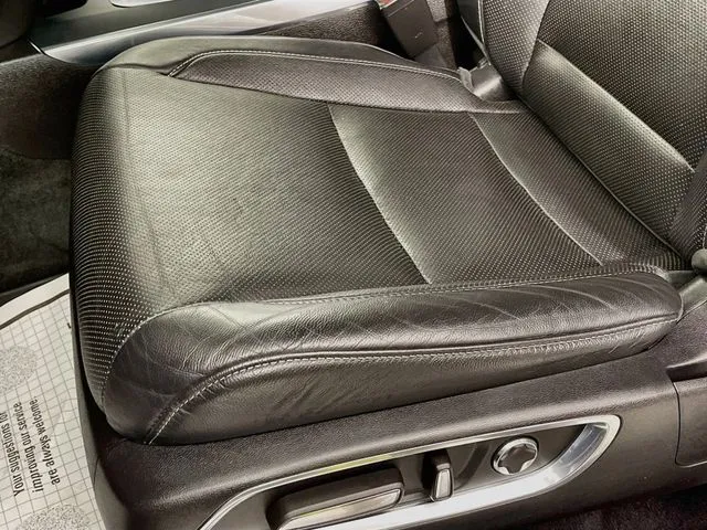 Acura MDX photo 16