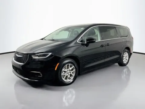 Black 2024 Chrysler Pacifica Touring L for sale in Bel Air, MD